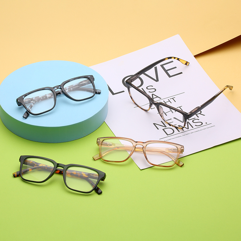 Wholesale Plastic Design Eyeglasses Best Quality Fashion Unisex PC Frame Retro Reading Glasses