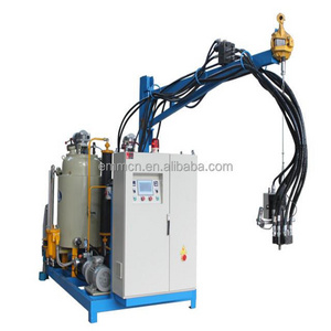 EMM078-A300 pu pouring low pressure polyurethane foam robot arm injection molding machine