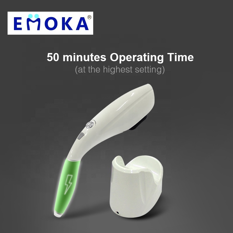 EMOKA hand long handle battery operated back massager hand held body massager for sale