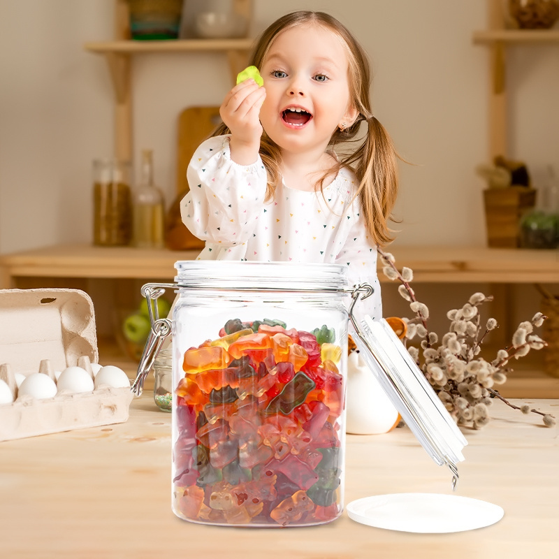 Hot Sale Kids-friendly Metal Buckle Shatterproof PET Plastic Gummy Candy Jar