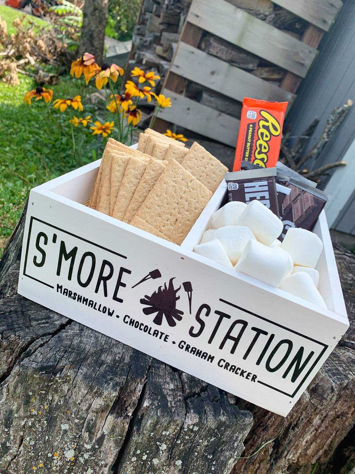 Wooden S'Mores Station Box, Smores Tray Station  Bar Holder with Handles Farmhouse Outdoor Wood Caddy Food Container