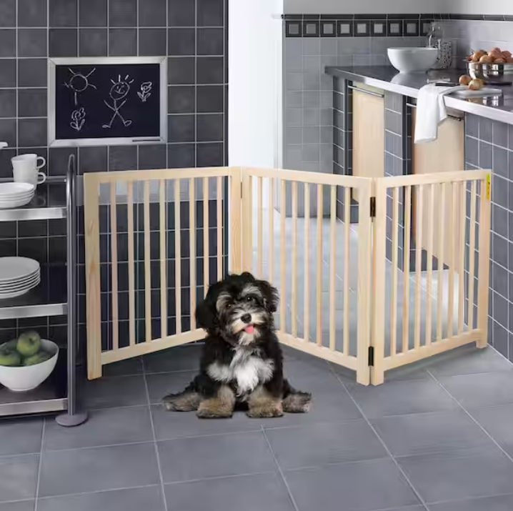 Solid Wood New Sale Portable  Freestanding Pet Gate  Freestanding Dog Gate Wooden Fence dog fence