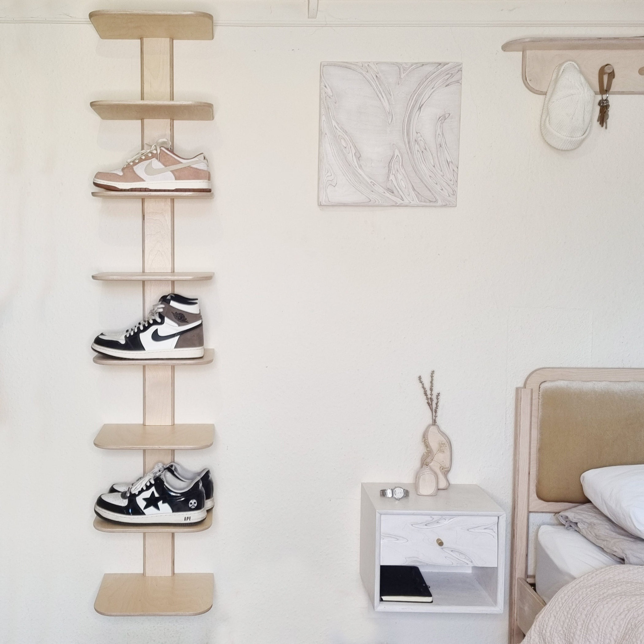 Home Floating Sneakers shoes Display Hallway Bathroom Wooden Hanging Slippers Rack Wall Mounted Shoe Organizer Shoe Shelf