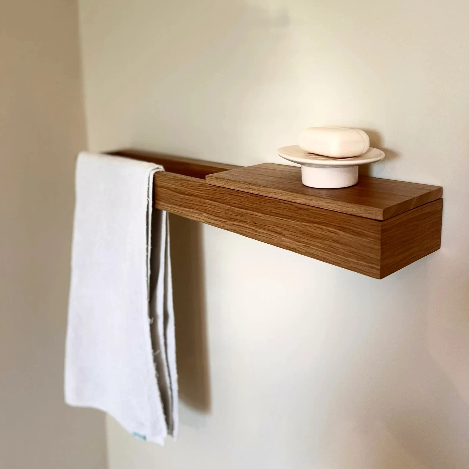 wall mount wood towel bathroom shelf with towel bar Bathroom Floating Shelf  Over Toilet Storage Rack Towel Bar