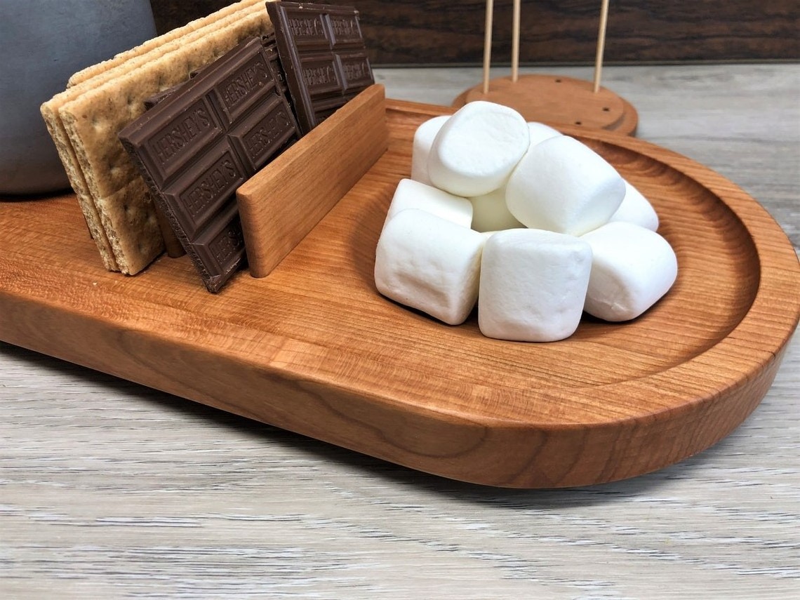 Farmhouse Kitchen Decor Rustic S'mores Station Box Caddy Tray, Wood 3 Compartments Desk Organizer Tray Smores Caddy Tray Station