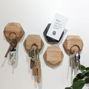 Popular Wall Mounted Magnetic Key Holder Home Decor Key Board Key Ring Magnet Wood Oak Gift Idea Honeycomb Magnet Key Holder