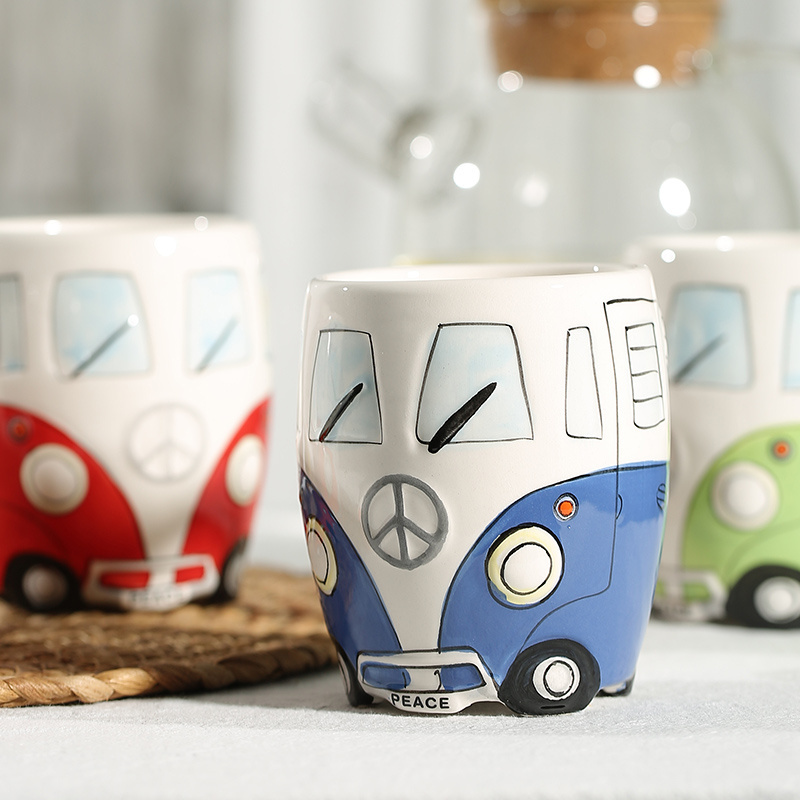 New design cartoon double bus mugs hand printing ceramic cups personalized mugs for gift