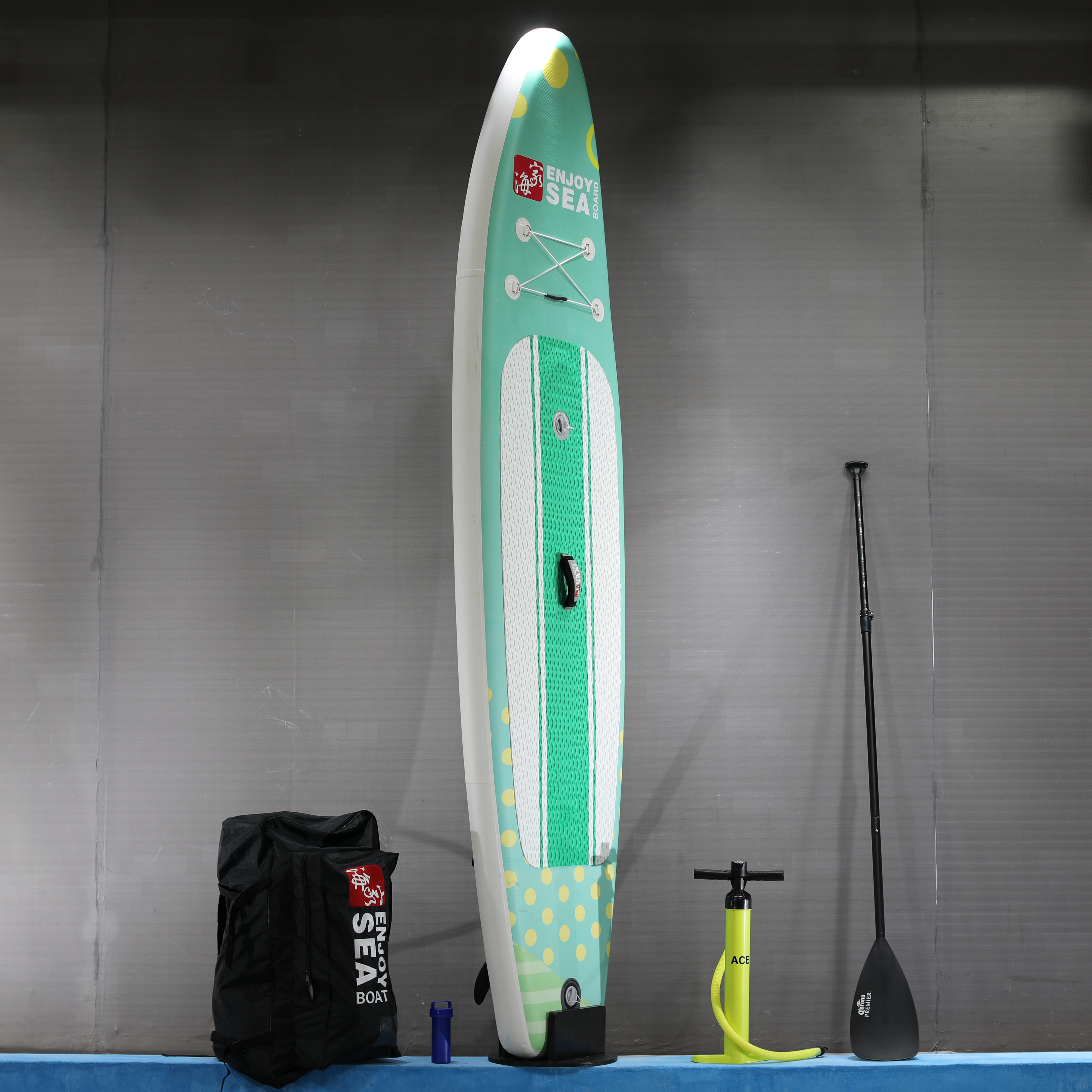 CUSTOMIZED INFLATABLE SUP BOARD FOR WATER RACE