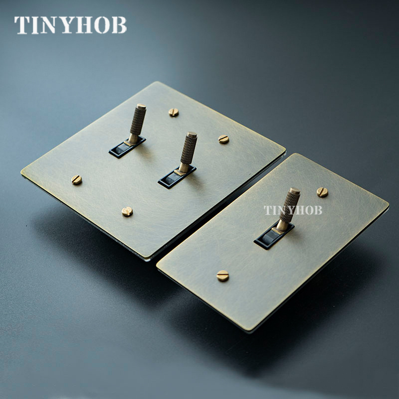 Customized Brass Knulred Toggle Switch Green Bronze DIY Retro Bronze Brass Plate 110V American Standard 3Gang Pull Switch Socket