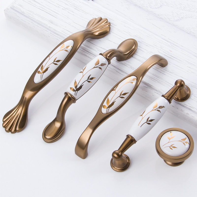 Gold Ceramic Door Handles European Antique Furniture Handles Drawer Pulls Kitchen Cabinet Knobs and Handles CZ-2126