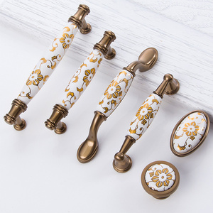 Gold Ceramic Door Handles European Antique Furniture Handles Drawer Pulls Kitchen Cabinet Knobs and Handles CZ-2126