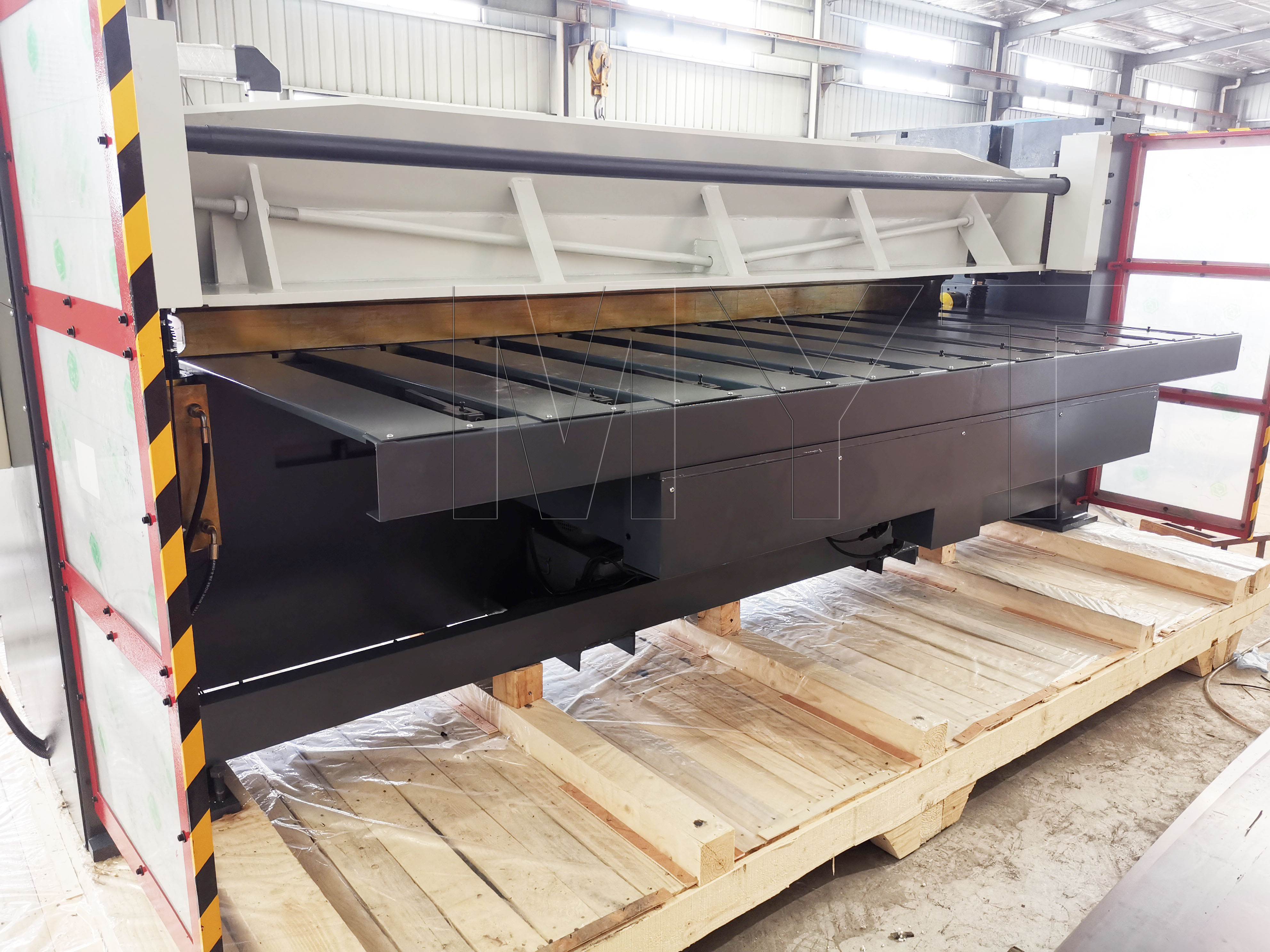 MYT HPS-4X2500 Hydraulic Box and Pan Brake 10' sheet metal folding machine