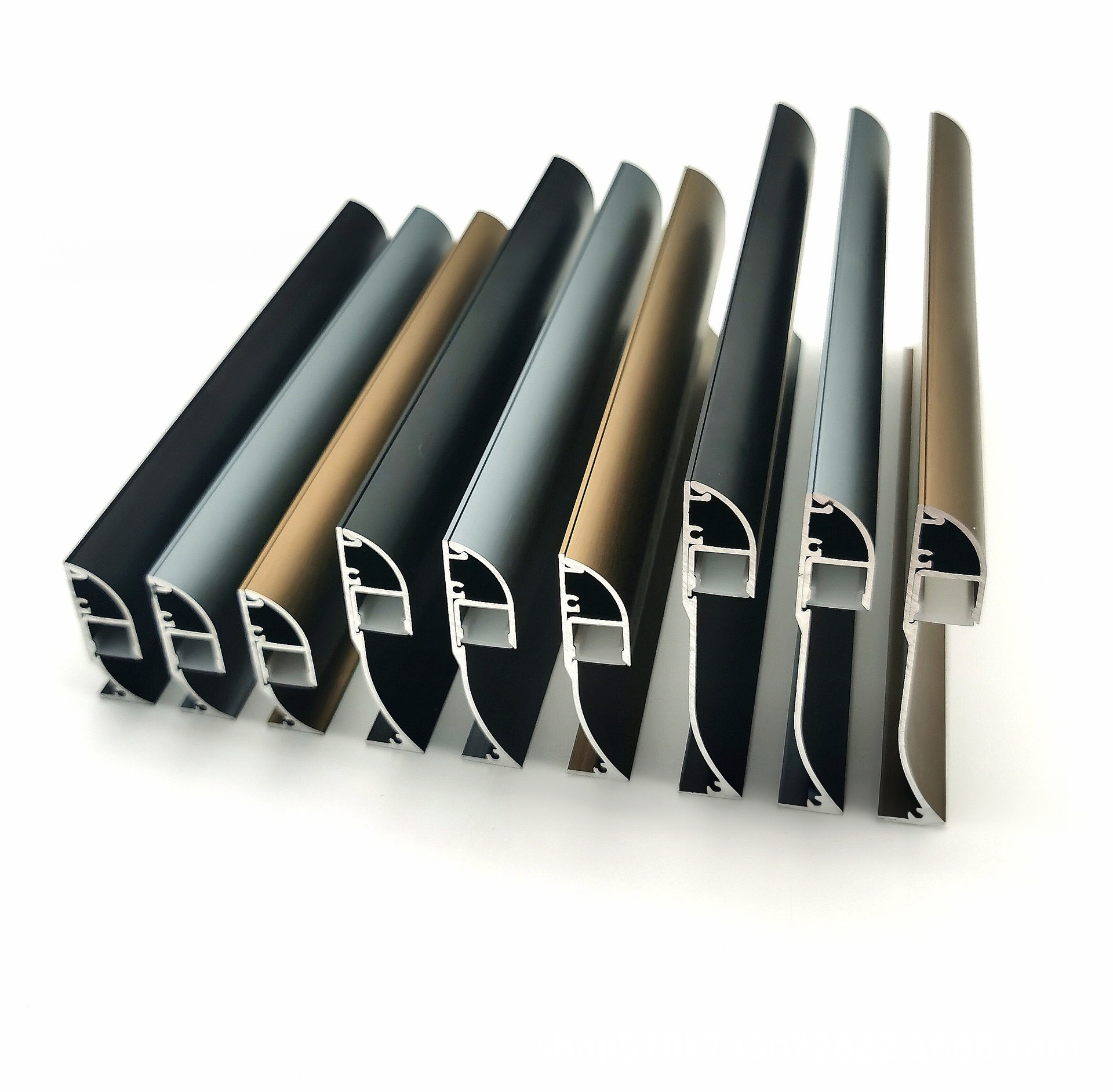 Aluminium 6082 6063 Aluminum Extrusion Profiles Manufacturer Window Channel Portal Profil Corner Skirting Light