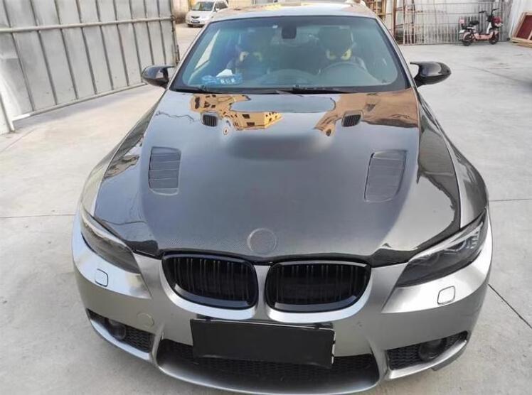 Hot sale Vorsteiner style carbon fiber engine hood for 3 series E92 M3