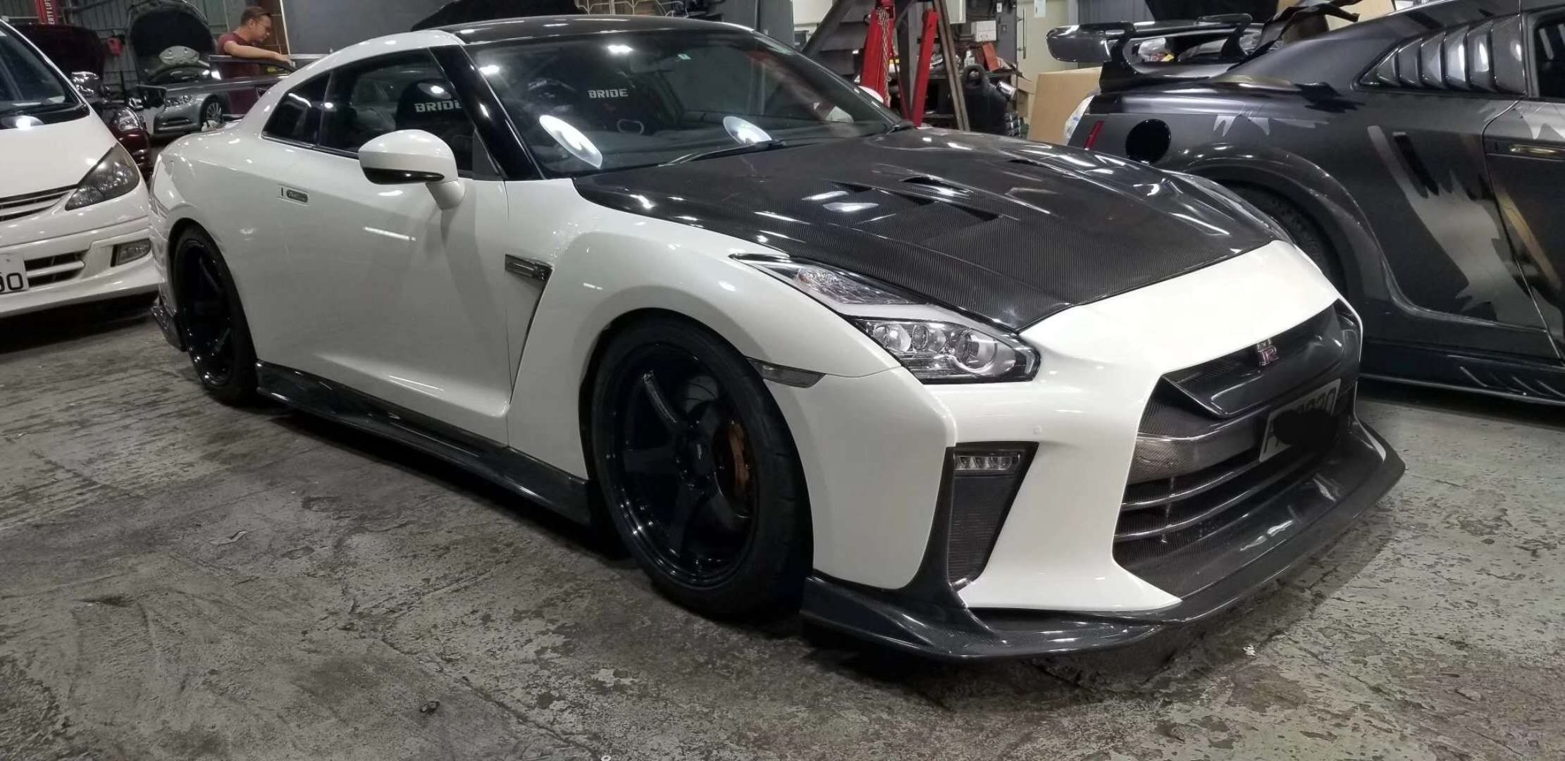 Brilliant quality Perfect fitment Top secret body kit for GTR35 nissan GT-R R35 full set bumper hood wing