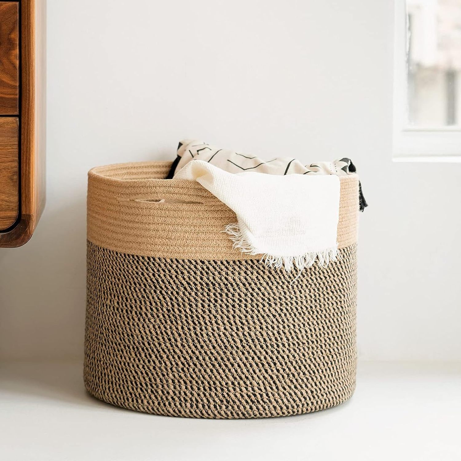 Large Woven Laundry Cotton Wicker Storage Basket for Shoes Jute Boho Toy Basket Yoga Mat Storage Round Storage Bin