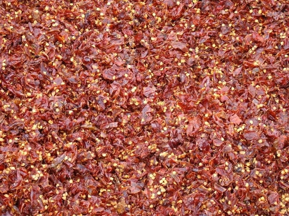 Dried  Red Chili Pepper,  All Natural Stemless. Use in Mexican, Chinese and Thai Dishes. Spicy Hot Heat Full of Flavor.