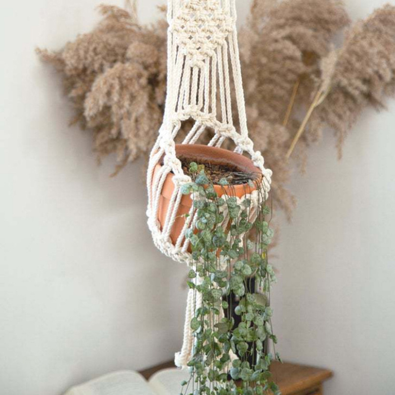 Home Decor Luxury Eco-friendly hanging plant bracket for s outdoor wholesale bohemia macrame plant hangers decorations