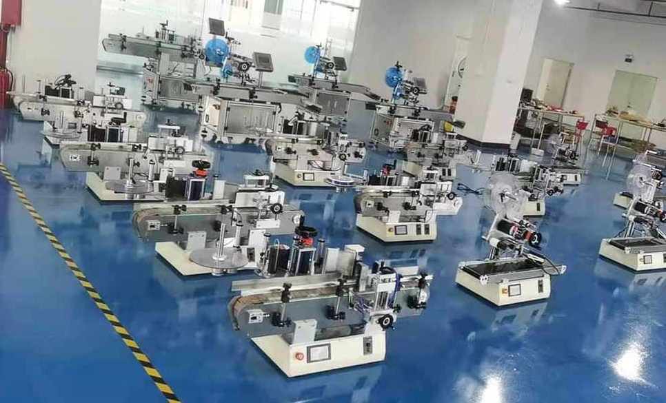 Factory Manufacture Customized Juice Bottle Labeller Automatic Desktop Roller Round Bottle Labeling Machine