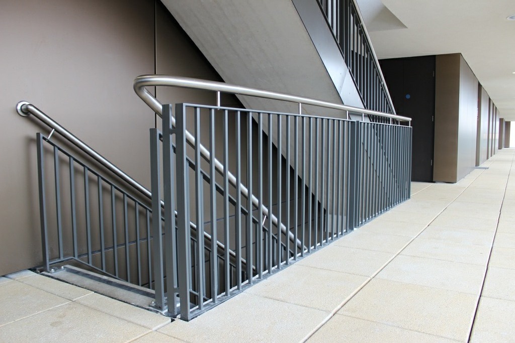 Outdoor&Indoor Stair Rail / Exterior Balcony Stainless Steel Tube Railing Baluster / Outdoor Metal Stair Pipe Railing