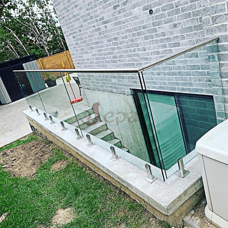 Building Safety 12mm Laminated Tempered Hardened Glass Clamp Outdoor Glass Fence Balcony Railings System for Balcony