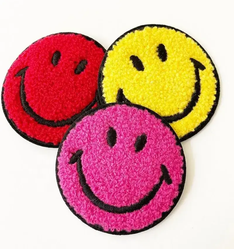 2024 Hot sell chenille embroidered patches 3 inch smile face chenille towel embroidery badge patch for hat