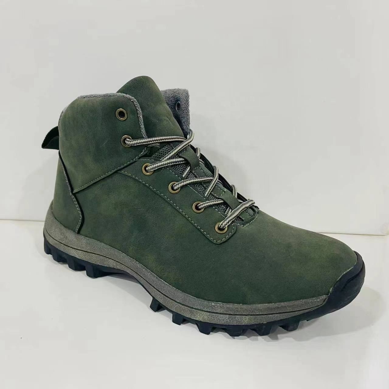 Outdoor casual style, waterproof and anti slip trend Martin boots for men