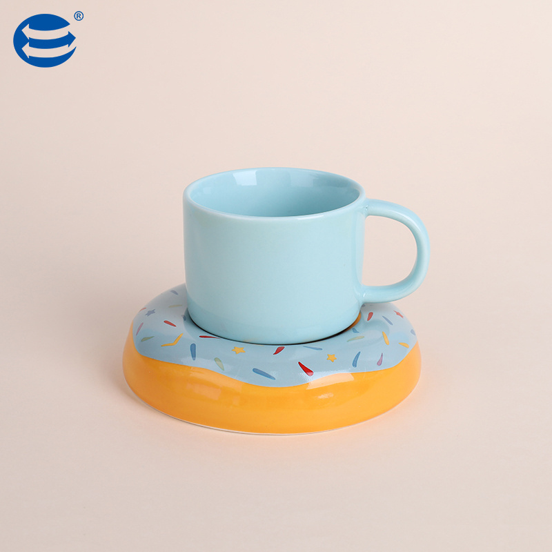 Wholesale Eco-friendly 220cc Ceramic Coffee Cup and Saucer Donut Shape Household Milk Tea Coffee Ceramic Cup