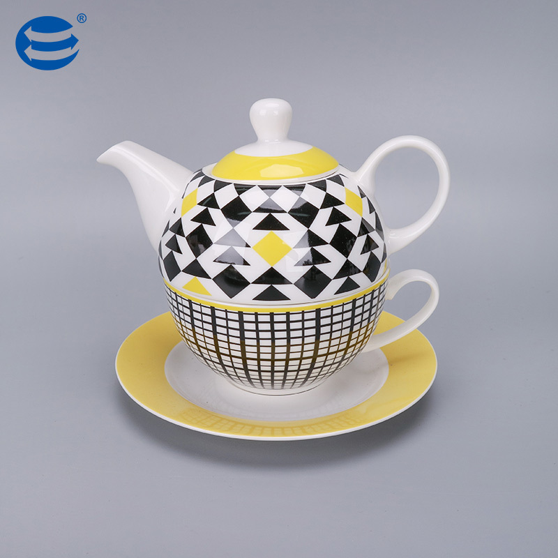 High quality ceramic teapot for one modern design yellow black teapot and cup in one for hotel restaurant use tea sets