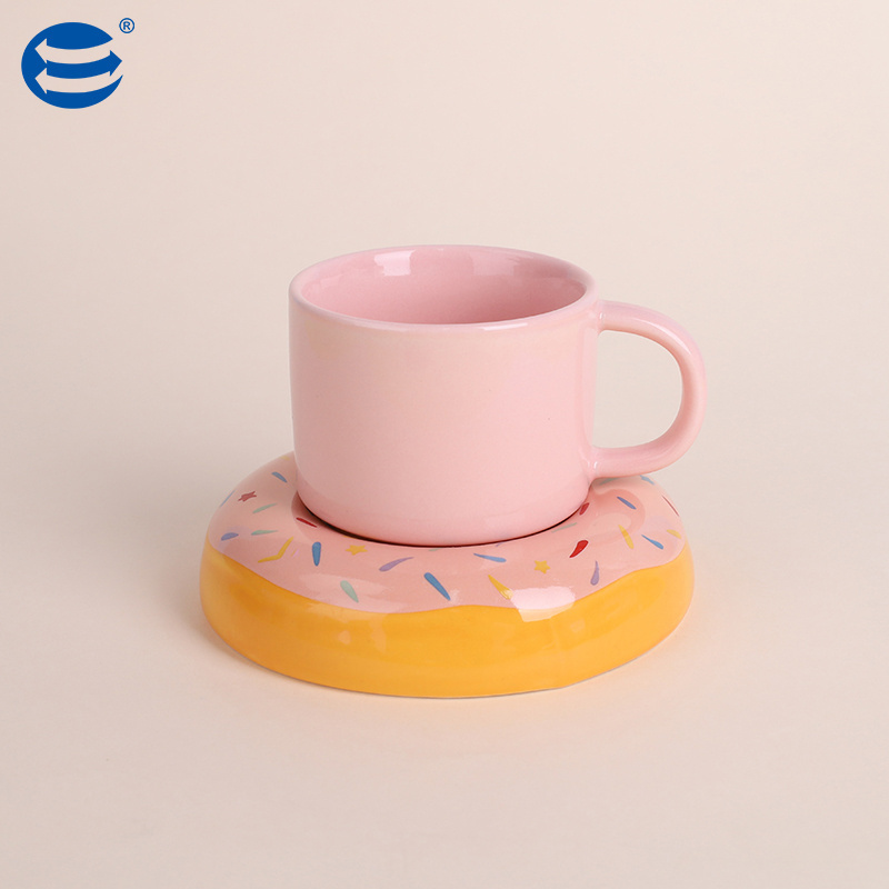 Wholesale Eco-friendly 220cc Ceramic Coffee Cup and Saucer Donut Shape Household Milk Tea Coffee Ceramic Cup