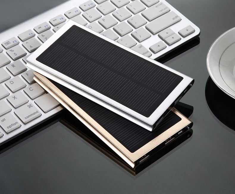 High quality aluminium casing super slim dual usb solar powerbank 8000mah solar charger for mobile phone