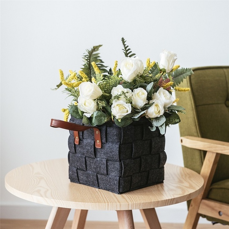 2020 New Products Indoor Wicker Stackable felt storage basket