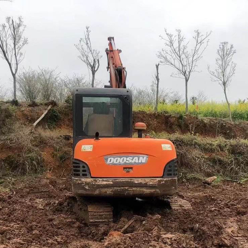 Used Doosan DH60 Digger Cheap Sale DH60-7 DH55 DH80 Used Crawler Excavator available, Secondhand Doosan DH60-7 Excavator