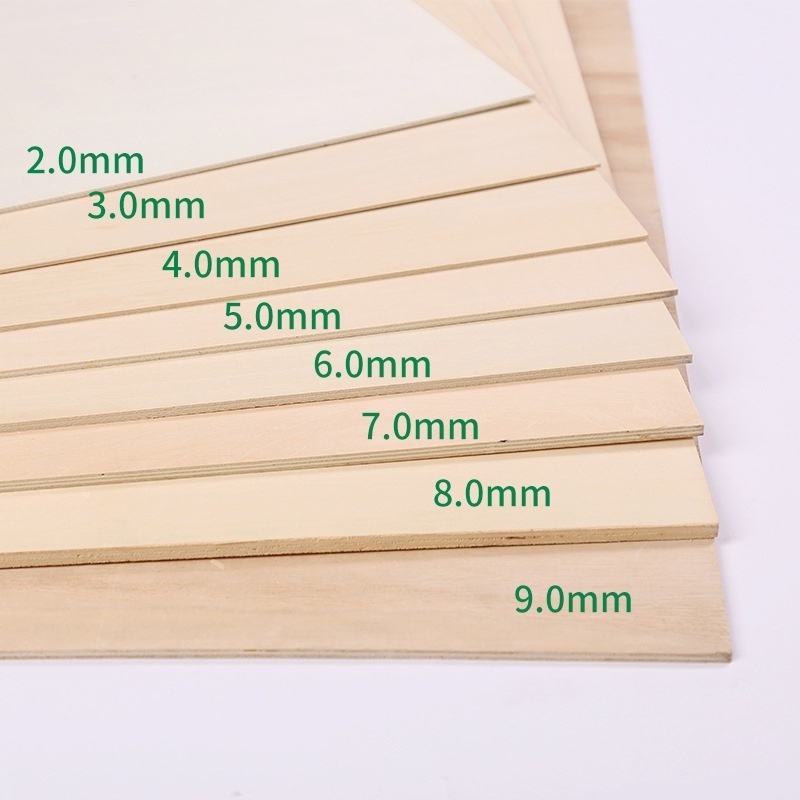 Plywood Box of 16 Flat B/BB Grade Birch Veneer Sheets Premium Bass Wood 3mm 1/8 X 8 Eco-friendly Carton Customized Logo Europe