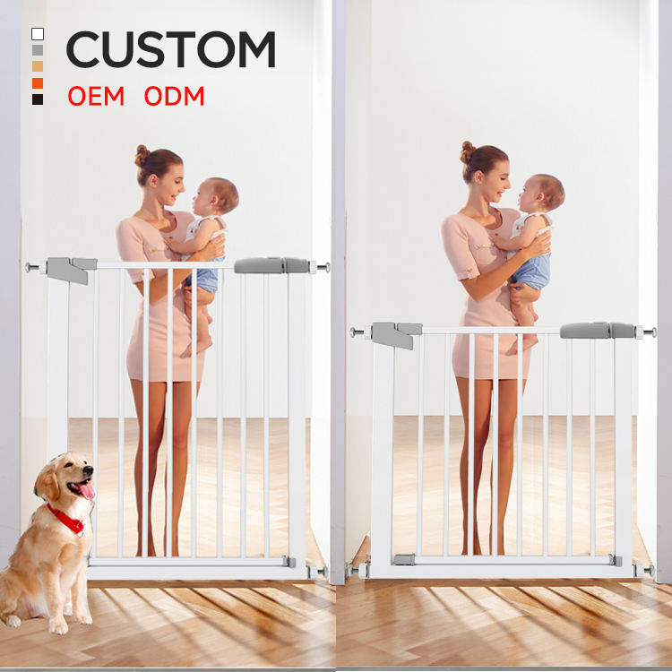 Chocchick Fast Shipping Cheap Fence 76Inch Retractable Double Lock Safety Short Pet Retrectable Baby Gate For Pets Door