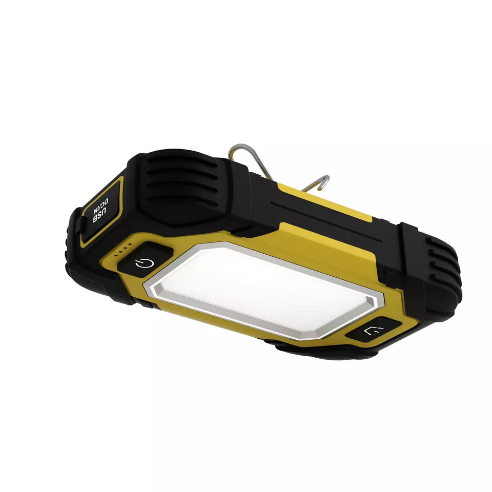 New Products 8000mAh IP65 Waterproof Outdoor Utility Lighting Flashlight Power Bank