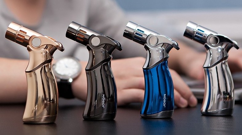 Torch Lighter 4 Jet Flame Refillable Butane Cigar Lighter Adjustable Windproof Lighters