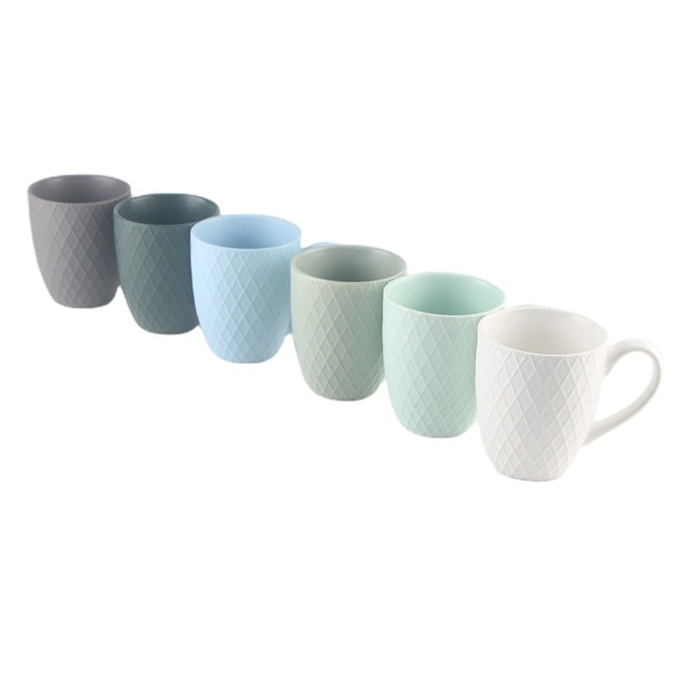 Wholesale color glazed 385ml embossed mugs diamond coffee cup ceramic mug