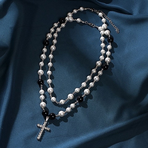 Unique hip hop stylish zirconia cross couples black and white beaded pearl necklace for men