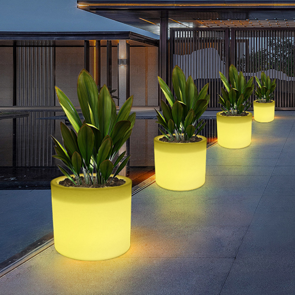 Round Shape  illuminated LED tall big led glow flower pot solar garden lights outdoor floor lamp led flower planter