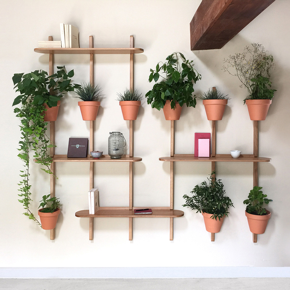 WALL FIXATION NATURAL WOOD Vertical wall mounted Terracotta Pot Holder, plant hanger