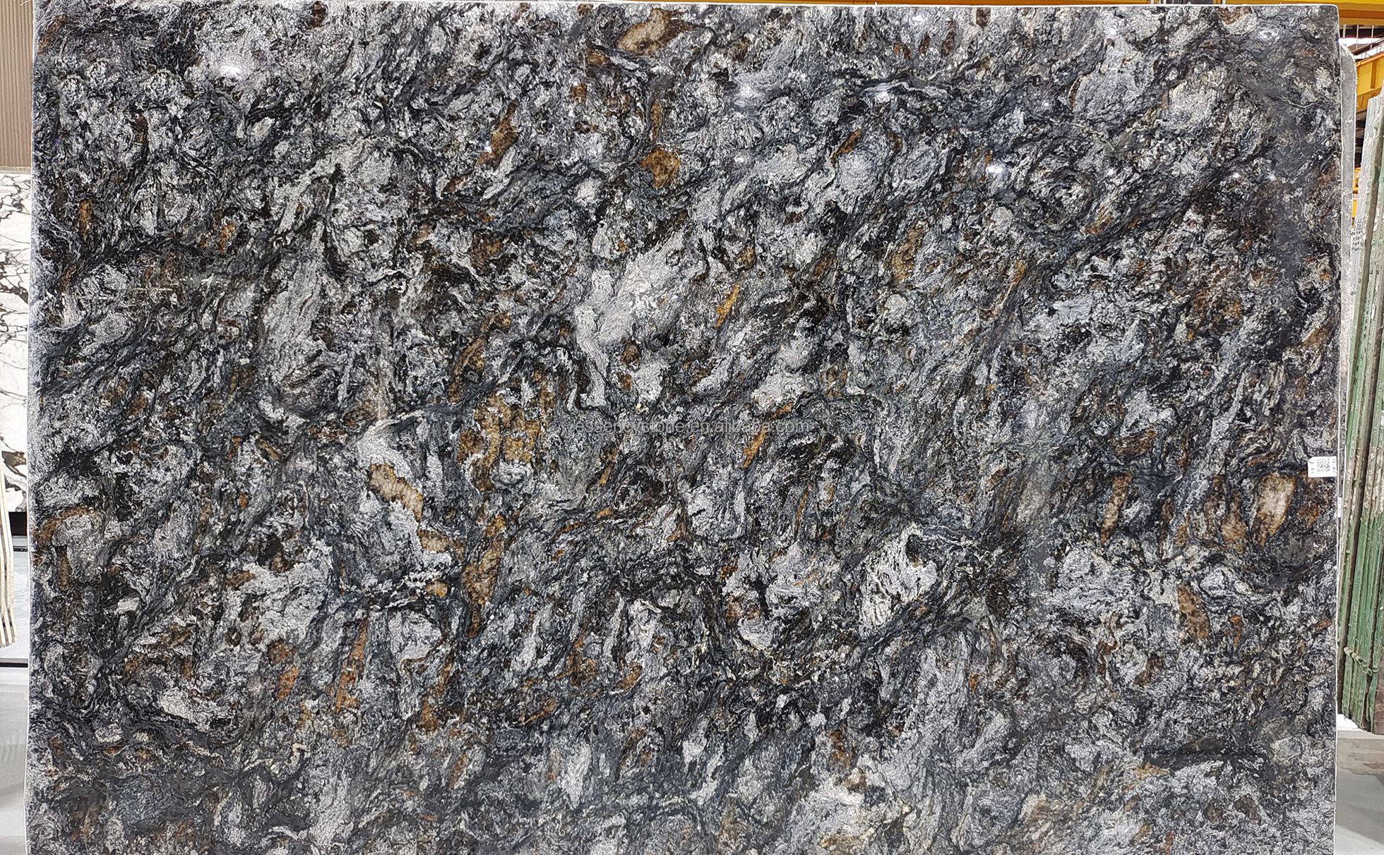 brazil natural leathered black granite Metalicuso Classic slab,cosmus gold granite,kosmus granite,cosmic black leathered dinning