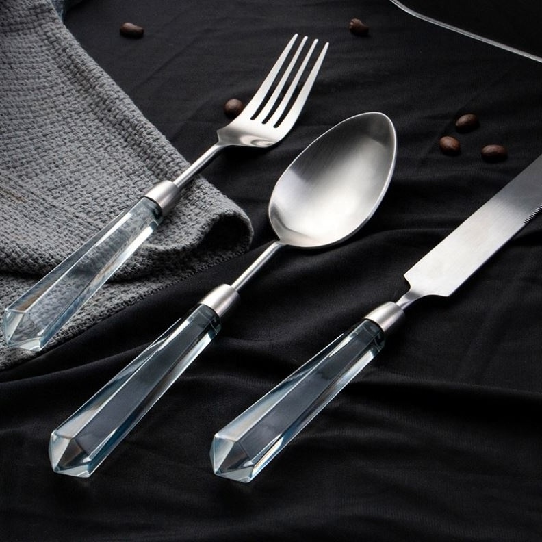 Acrylic Diamond Design Transparent Handle Cutlery Set Eating Utensils 18/8 Stainless Steel Flatware for Wedding Party Rental