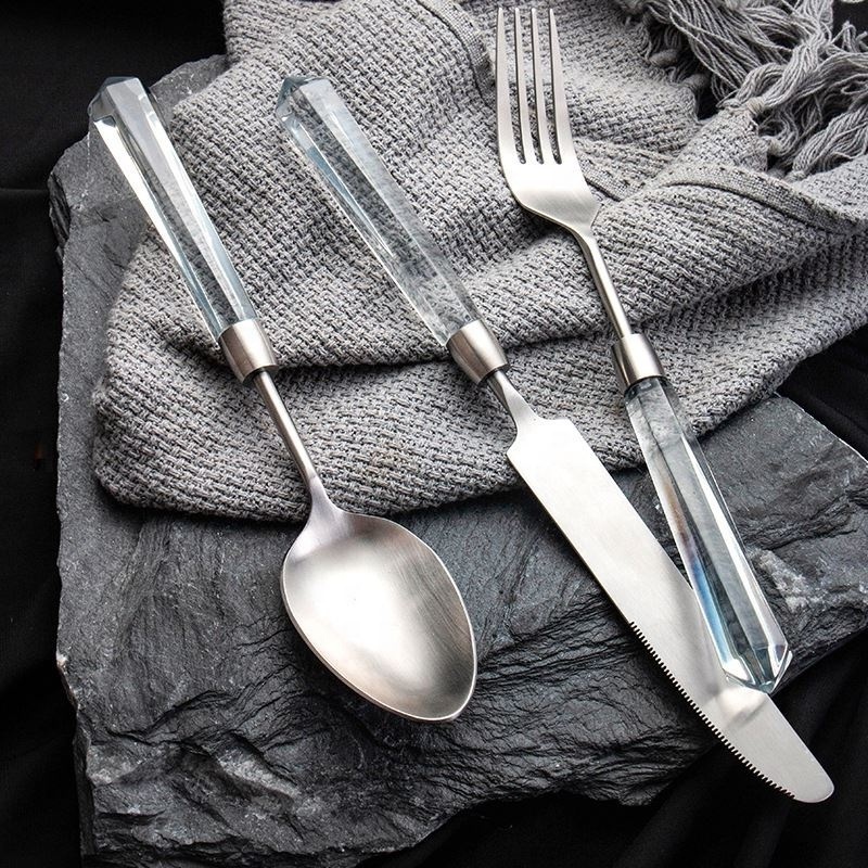 Acrylic Diamond Design Transparent Handle Cutlery Set Eating Utensils 18/8 Stainless Steel Flatware for Wedding Party Rental