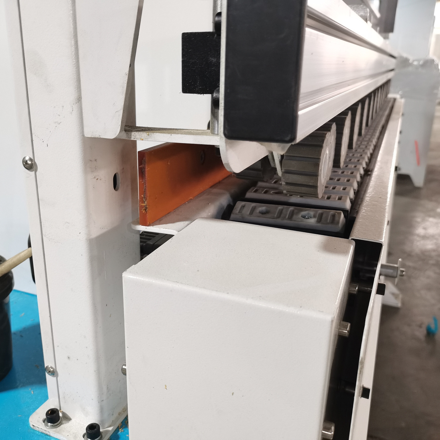 Wood Full PVC Edge Banding Machine For Sealing Side Glue Banding