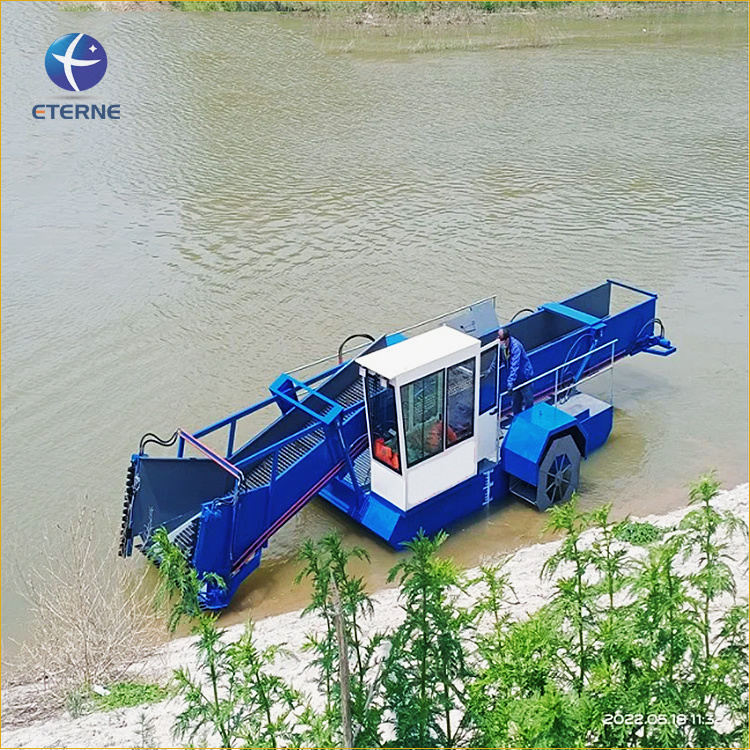 Seaweed Removal Boat Controlling Lake Weeds Cleaning River Machine