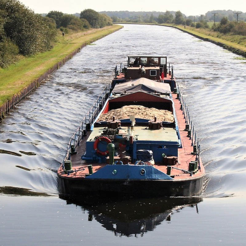 Small  60 feet tug and pontoon deck aluminum self propelled barge ship cargo boats for sale