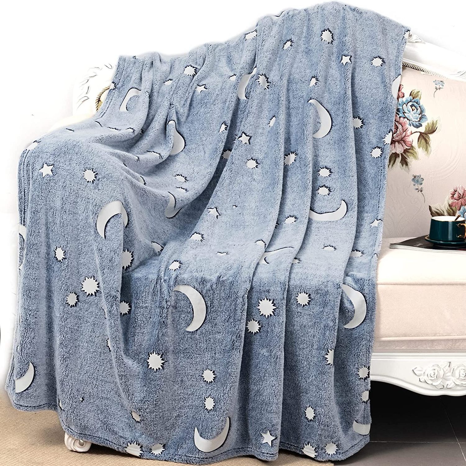 Manta Luminosa Luminous Flannel Fleece Glow in the Dark Blanket for Kids