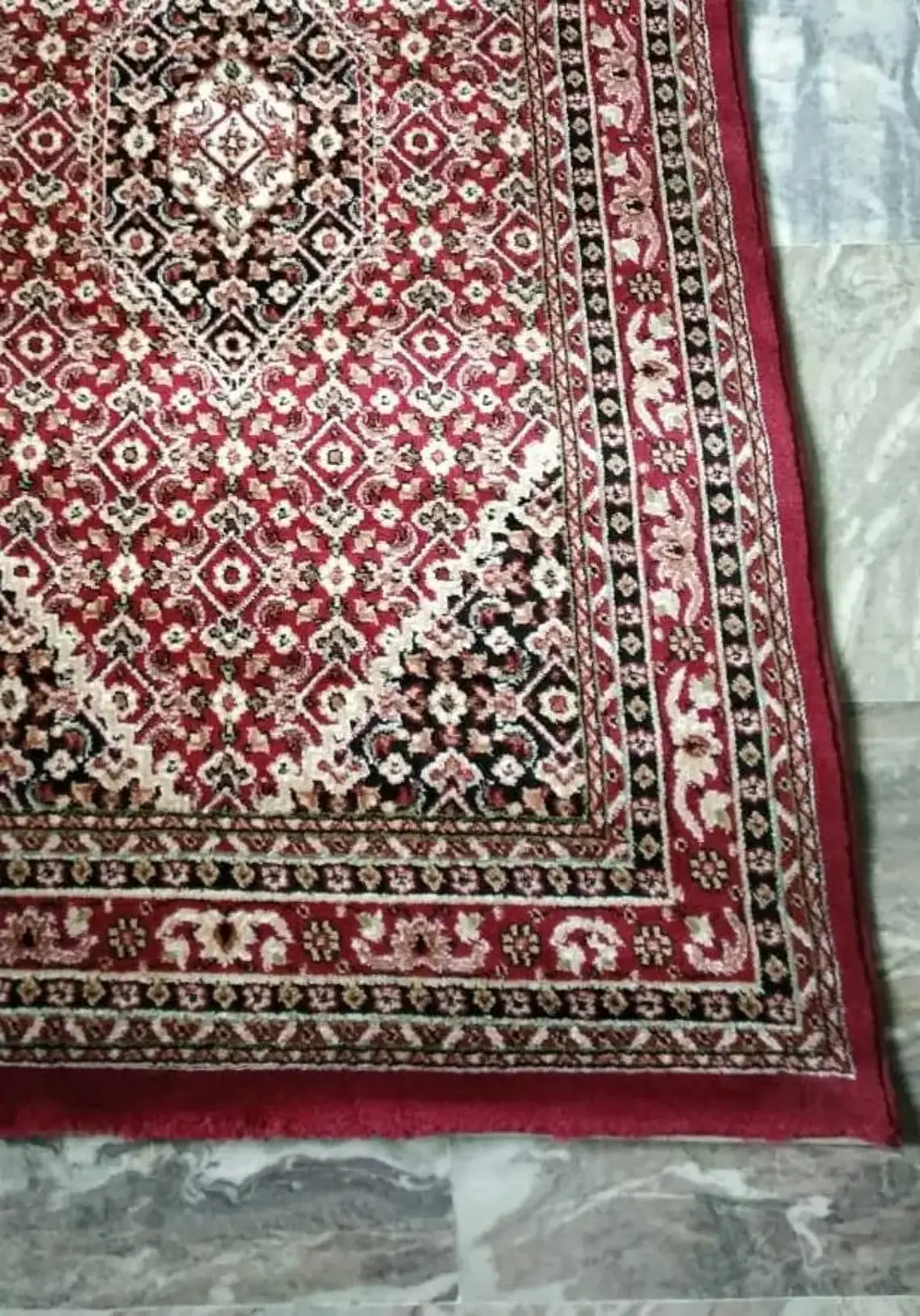 Export Quality Handmade Embroidered Luxury Carpet Rug Made in Pure Cotton for Worldwide Exporter and Supplier