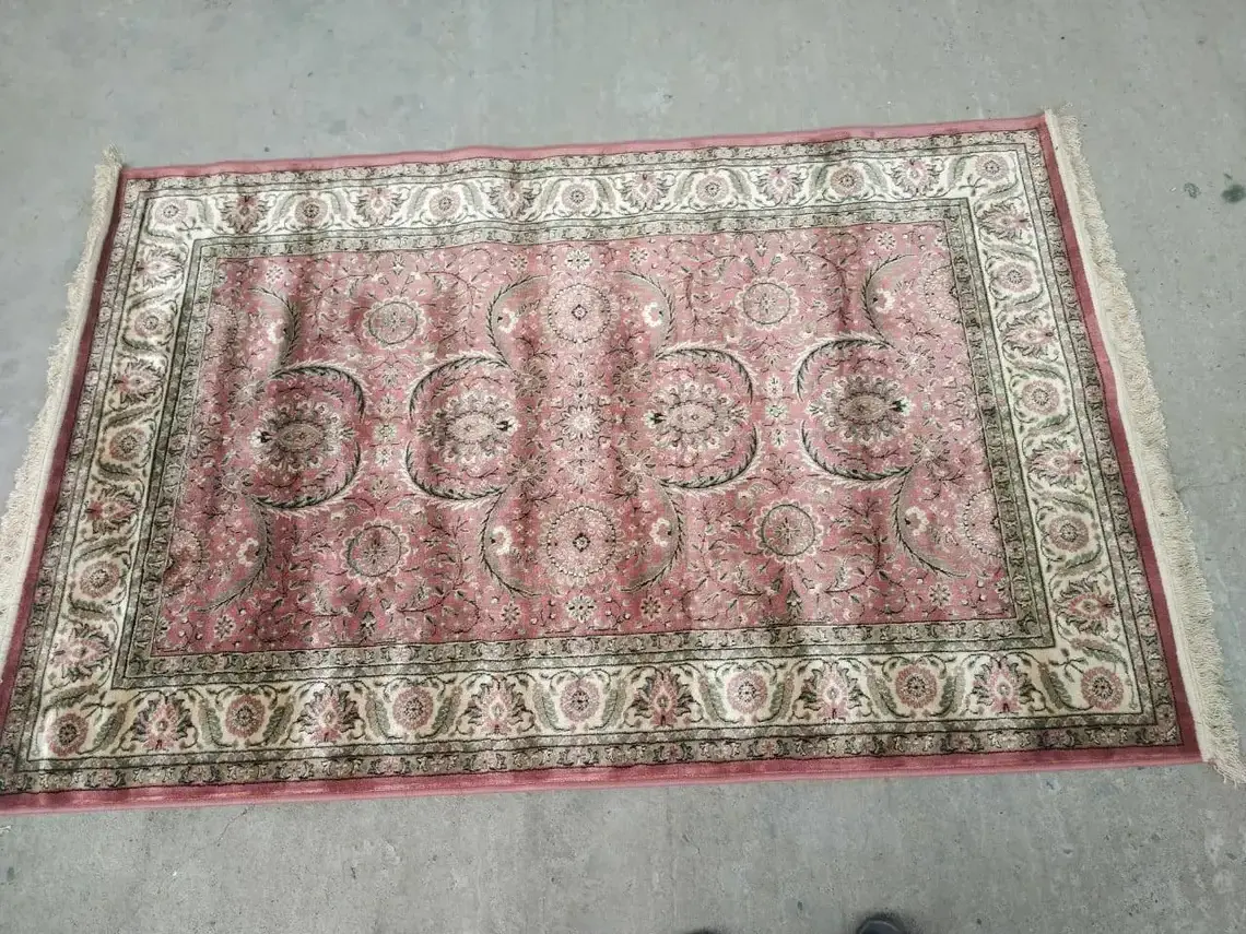 Good Quality Handmade with Embroidered Pattern Persian Rug for Living Room from Indian Supplier and Exporter